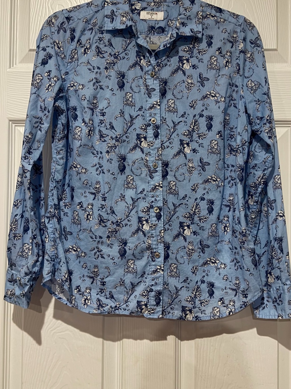 UNTUCKit Blue Floral Casual Button-Down Shirt